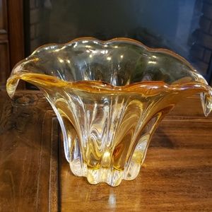 AMBER GLASS VASE